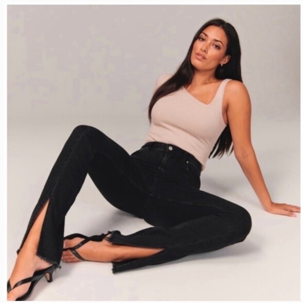 Abercrombie & Fitch Curve Love Black Skinny High Rise Split Hem Jeans Size 27